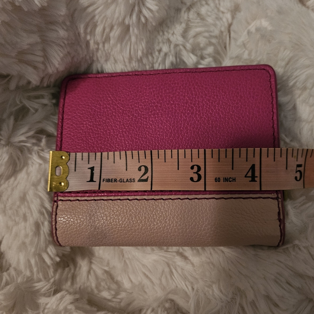 💗 Pink Fossil Leather Wallet - Picture 7 of 8
